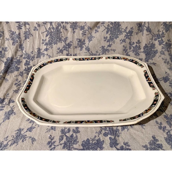 T. S. & T. Taylor Smith and Taylor Paramount Ivory Serving Platter - Picture 3 of 9